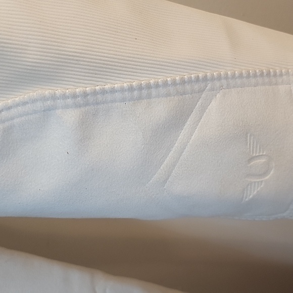 TuffRider women's white breeches. - Picture 5 of 8